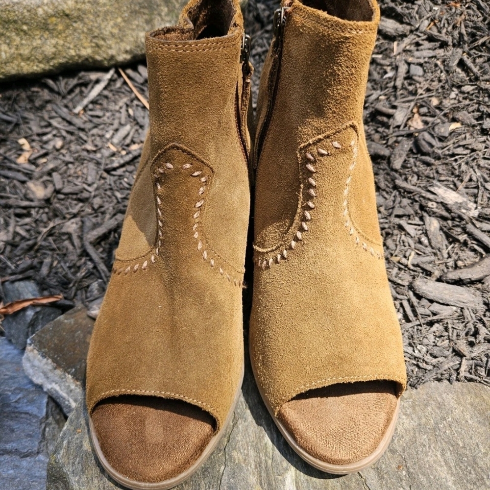 Minnetonka Brown Melissa Suede Peep Toe Mocassin Ankle Boots, Size 8 - Picture 4 of 8
